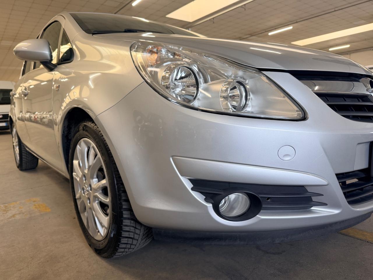 Opel Corsa 1.2 80CV 5 porte GPL-TECH Enjoy