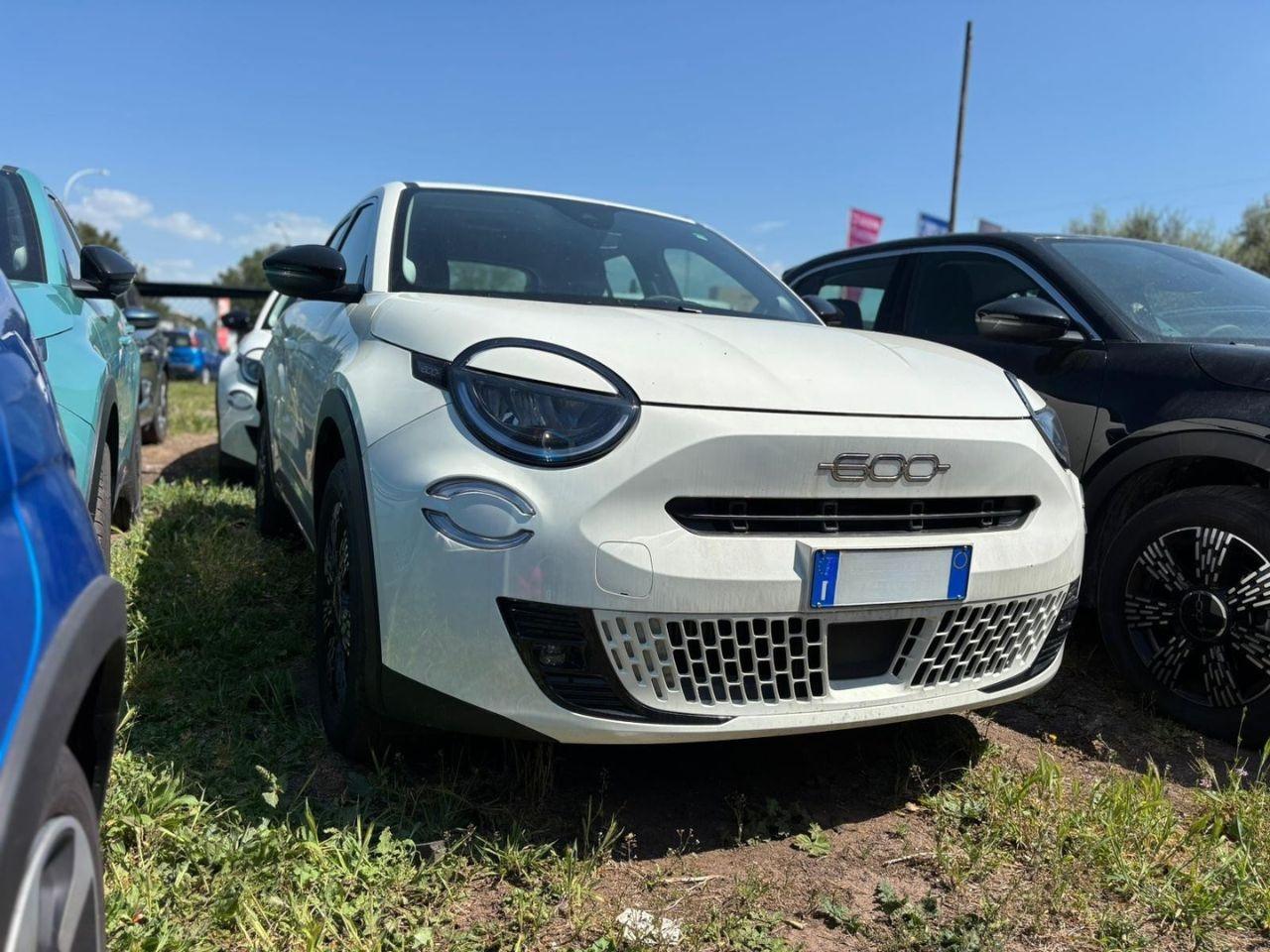 FIAT 600 IV 2023 - 600 1.2 hybrid Pop 145cv auto
