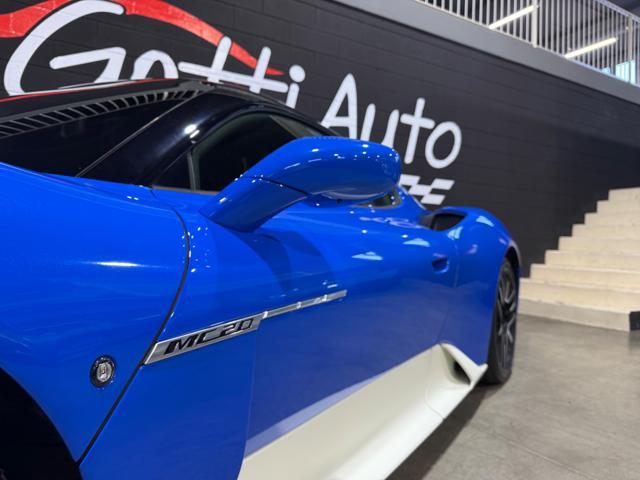 MASERATI MC20 MC20 UFF ITA IVA CARBOCERAMICI SOLLEVATORE BLU
