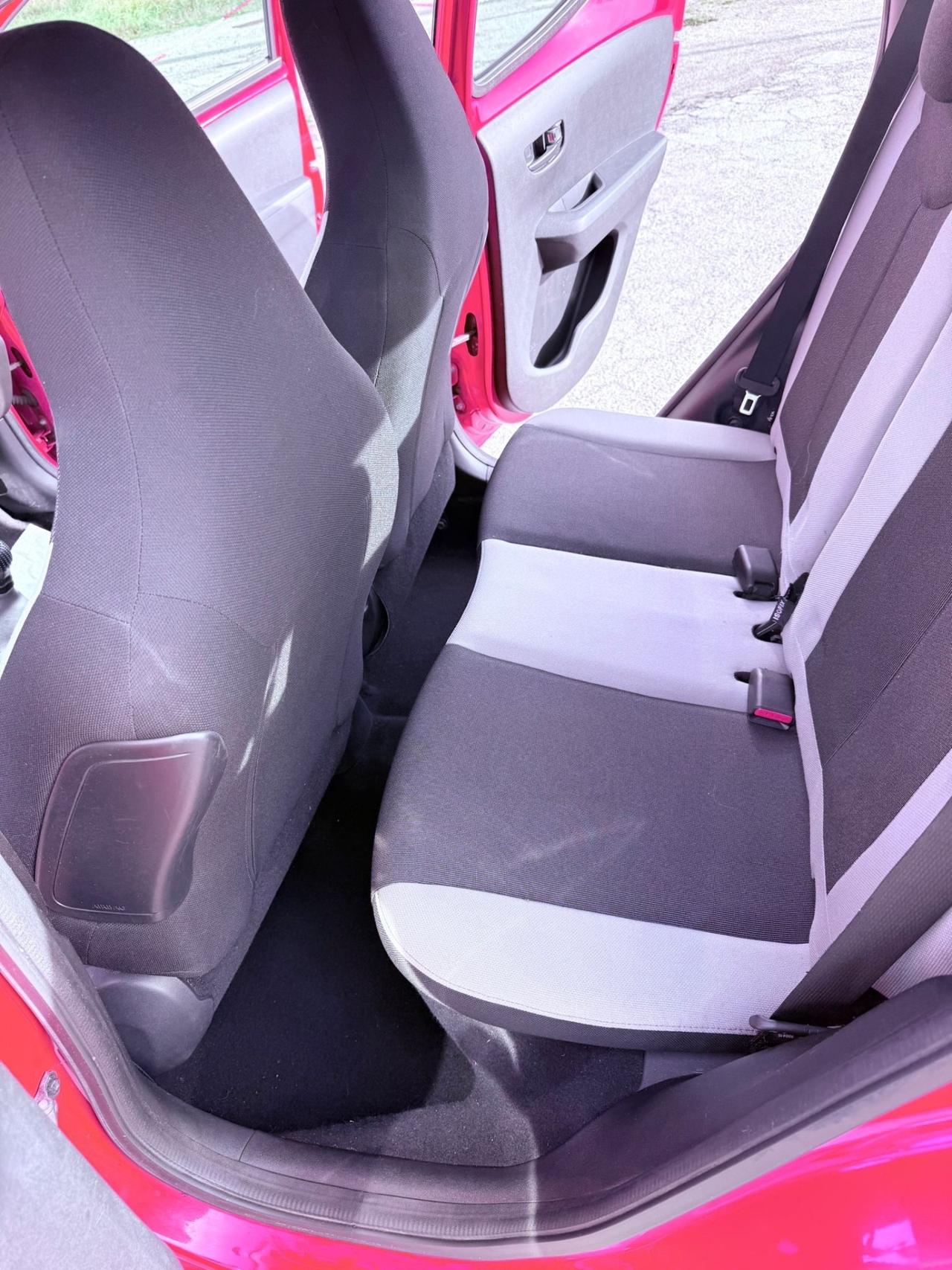 Toyota Aygo 1.0 VVT-i 69 CV 5 porte Ok neopatentati