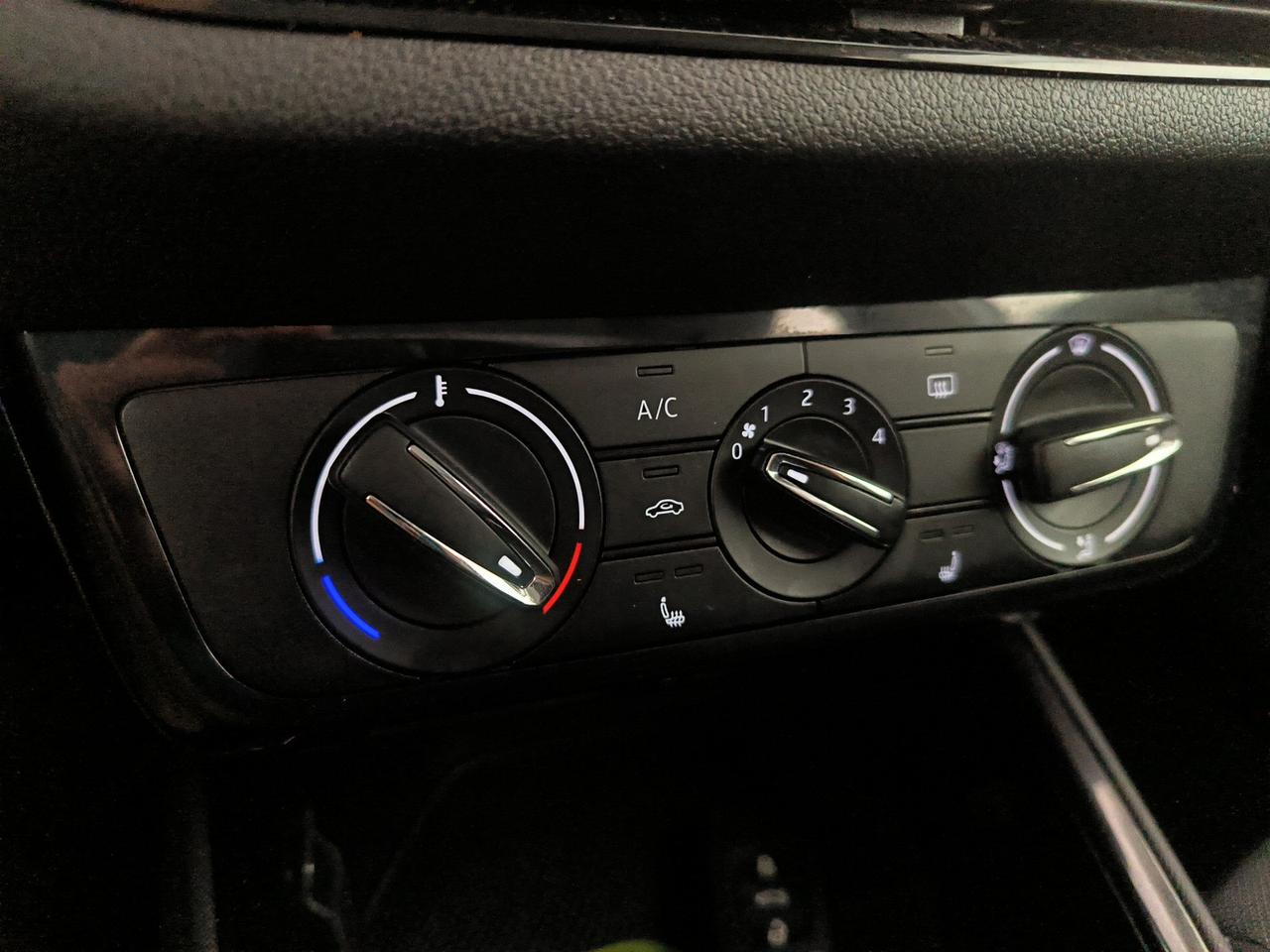 Skoda Fabia 1.0 tsi evo young edition 95cv