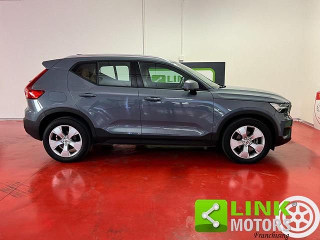 VOLVO XC40 D3 Momentum Pro -2ANNI GARANZIA- NAVI PELLE WINTER