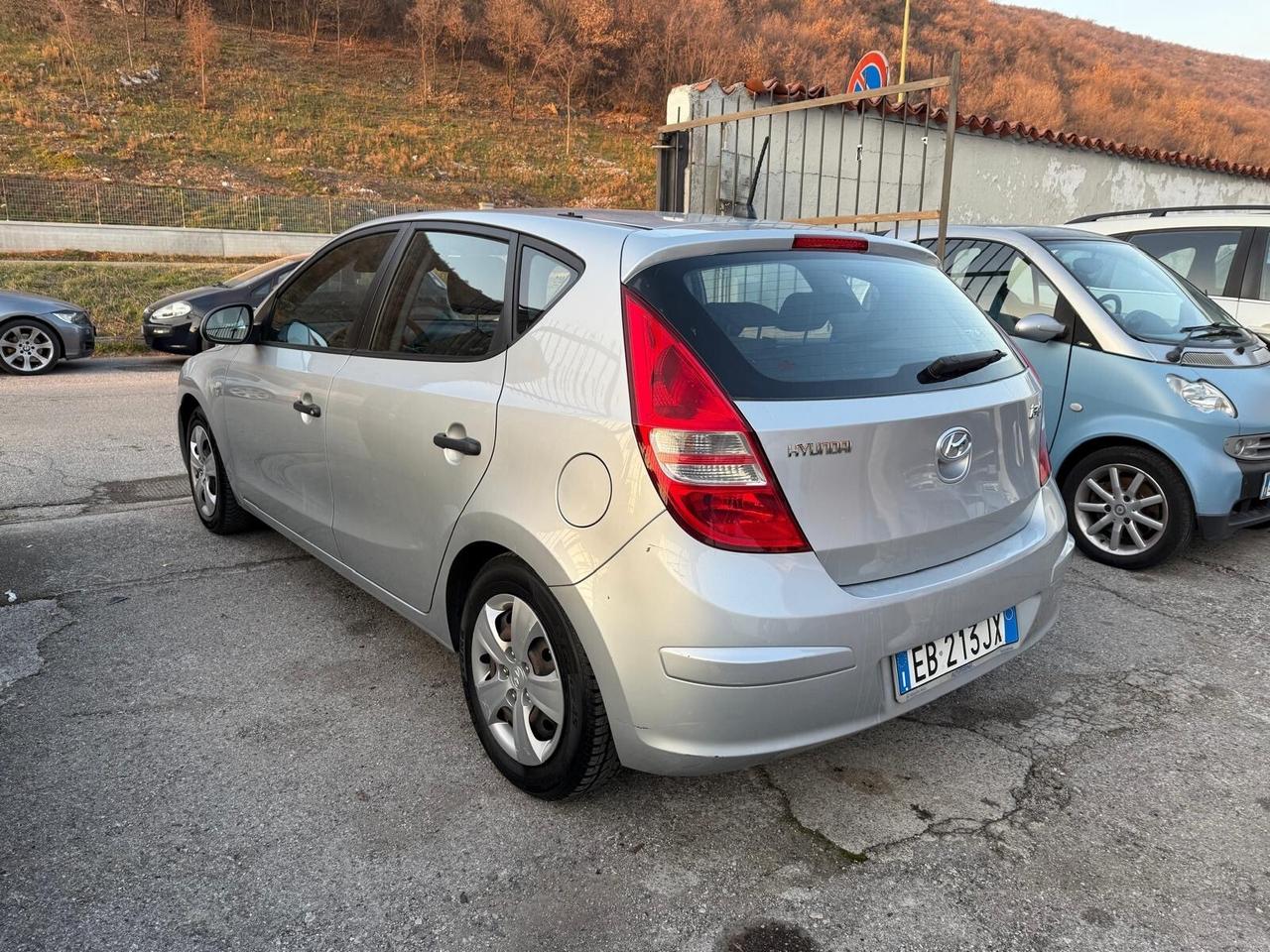 Hyundai i30 1.4 16V 109CV BlueDr. GPL Act. Spec.