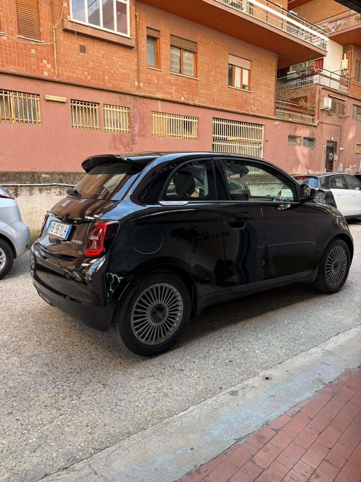 Fiat 500 Berlina Hybrid Torino