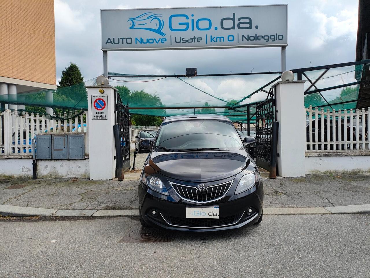 LANCIA YPSILON 1.0 HYBRID -2023