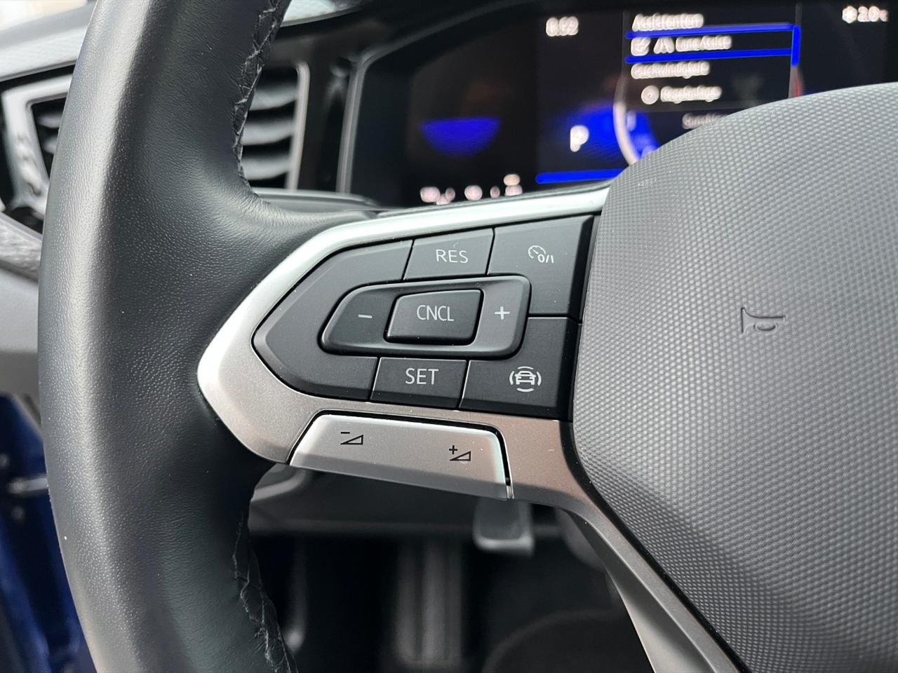 Volkswagen Polo 1.0 tsi life 95cv dsg