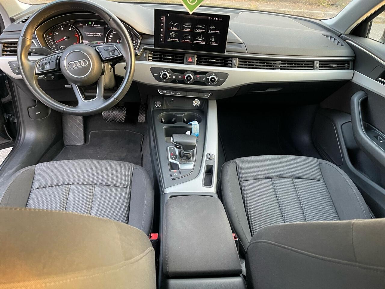Audi A4 2.0 TDI 30 TDI/136 CV S tronic Business Advanced Hybrid