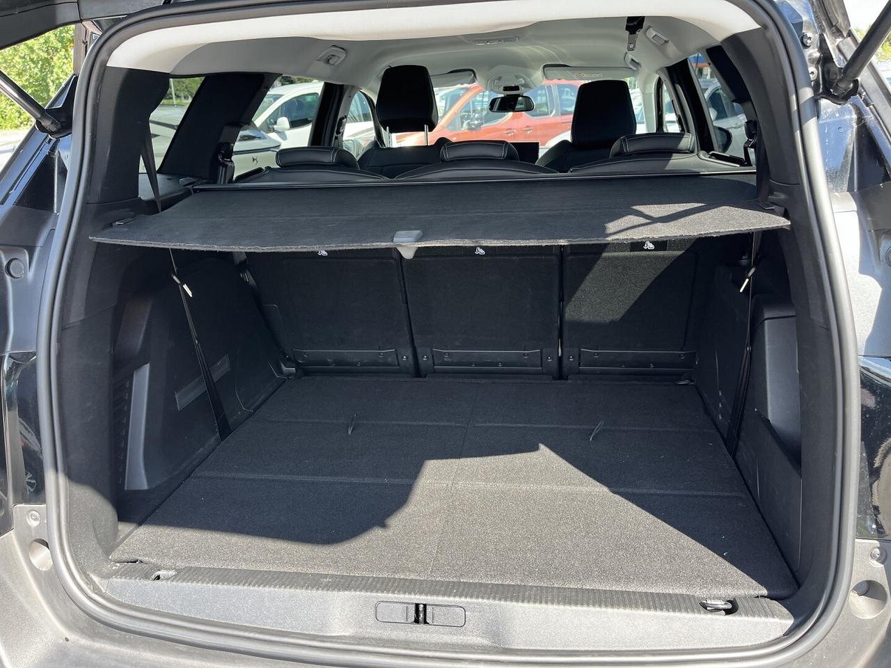 PEUGEOT 5008 1500 HDI 130 CV AUTOM. 7 POSTI