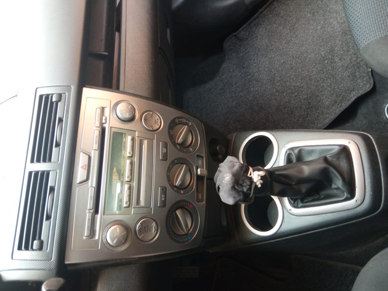 Mazda 2 Mazda2 MY'06 1.2 16V 5p. Sony Ericsson