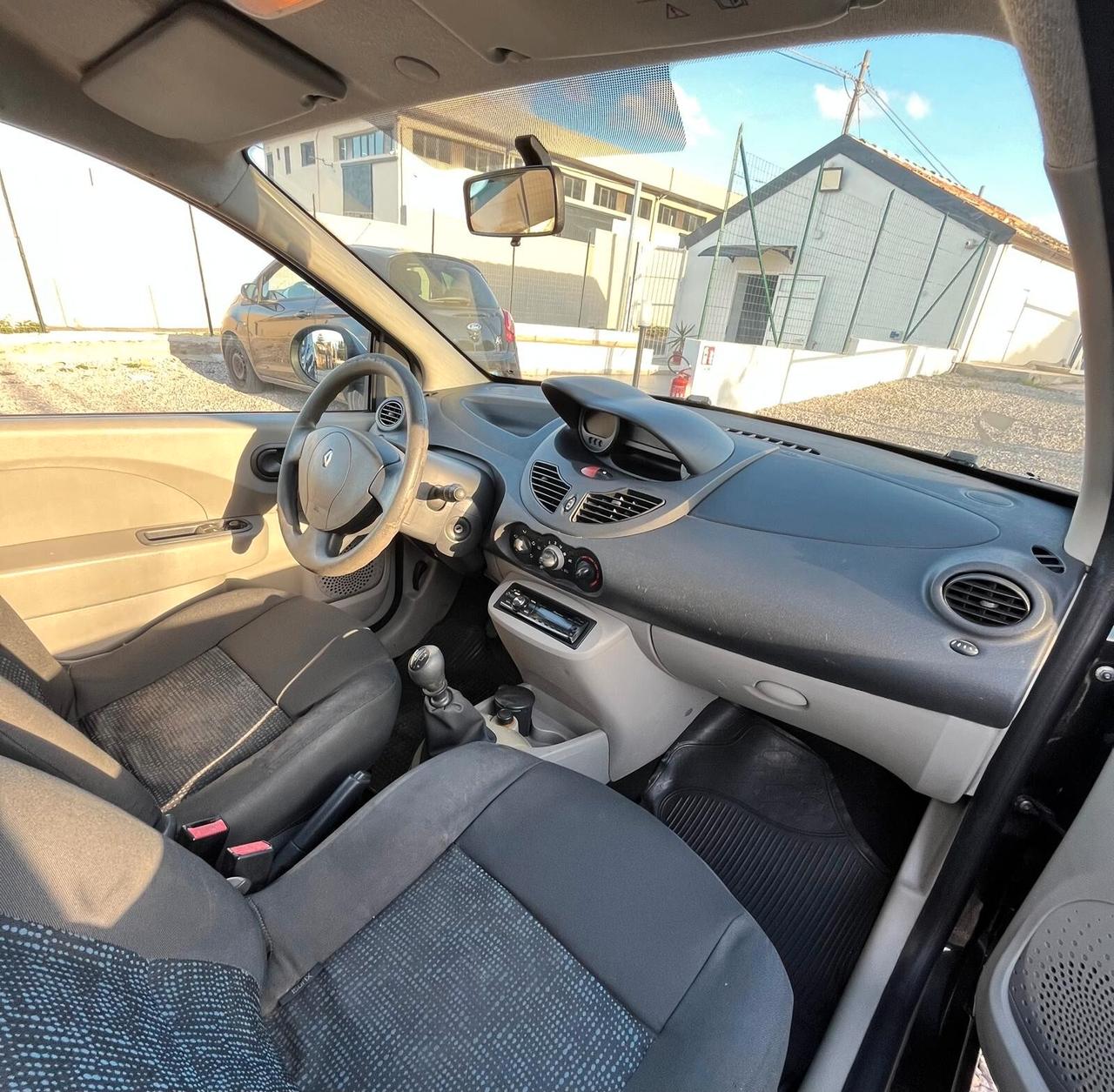 Renault Twingo 1.2 8V