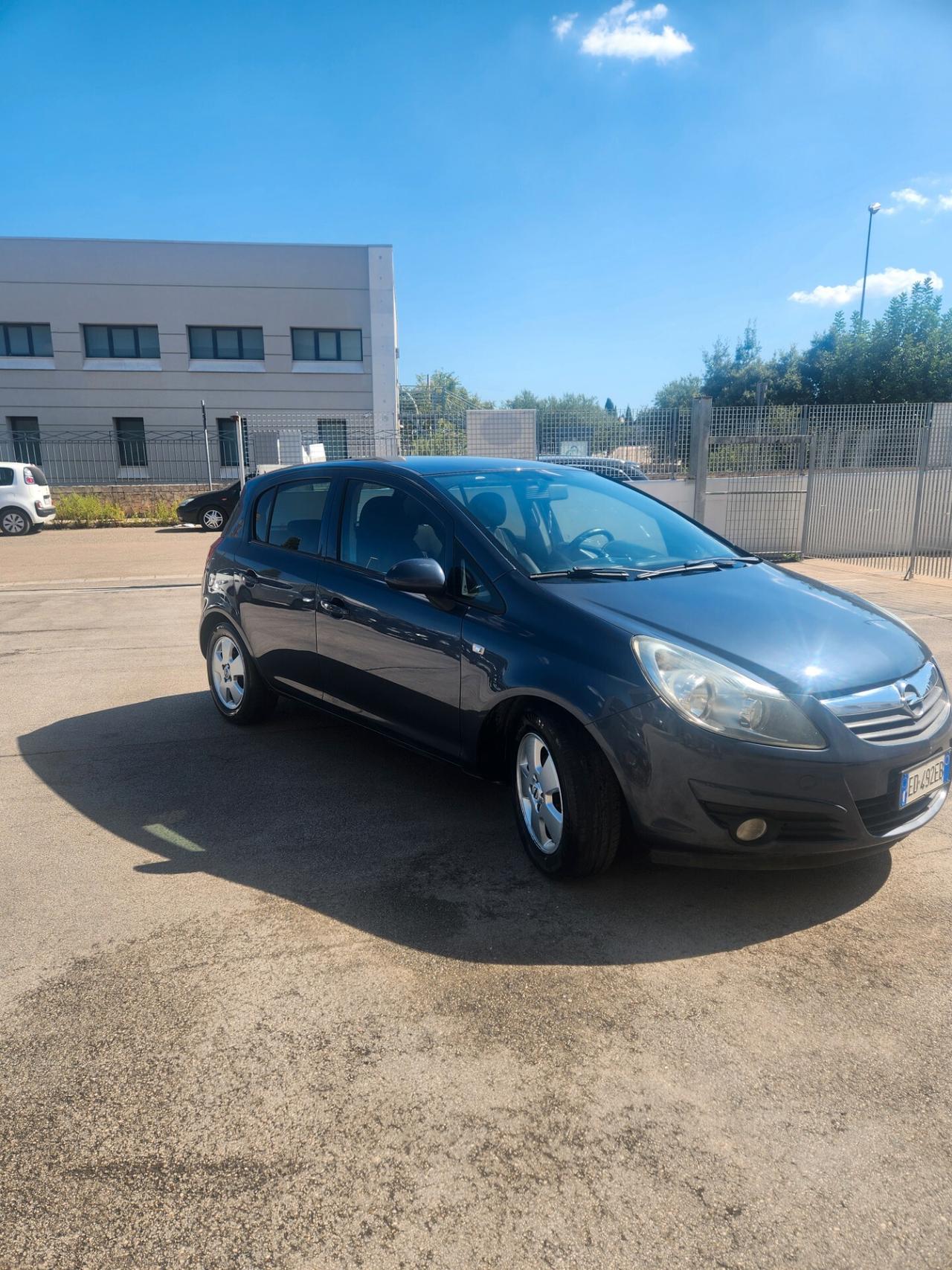 Opel Corsa 1.2 BENZINA X NEOPATENTATI