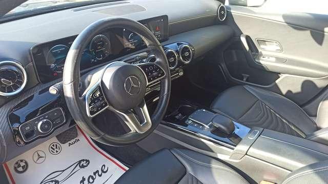 Mercedes-Benz A 180 d 2.0 116 cv ** LED+NAVI+RETROC+FULL **