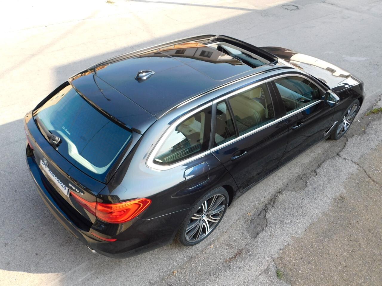 BMW 530d xDrive Touring INDIVIDUAL Pelle-Tetto-HeadUp