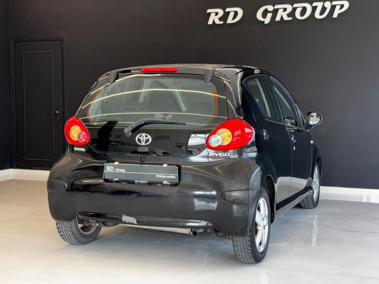 Toyota Aygo 1.0 5 porte Sol Automatica