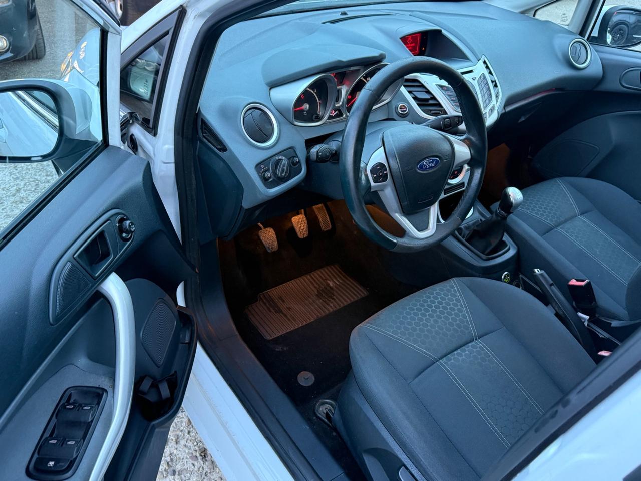 Ford Fiesta 1.4GPL 92CV 5p. GPL Titanium 2012 EU5