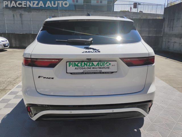 JAGUAR F-Pace 2.0 250 CV AWD aut. R-Dynamic Black.PANORAMA