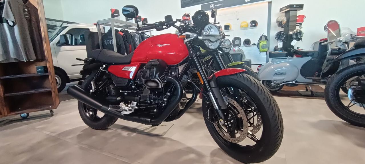 Moto Guzzi V7 Sport