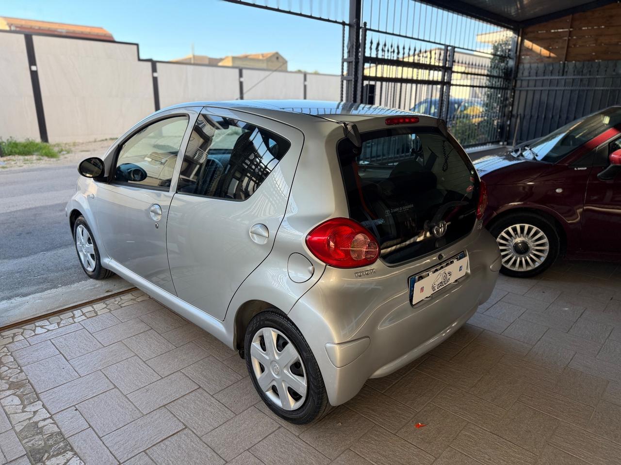 Toyota Aygo 1.0 12V VVT-i 5 porte Now