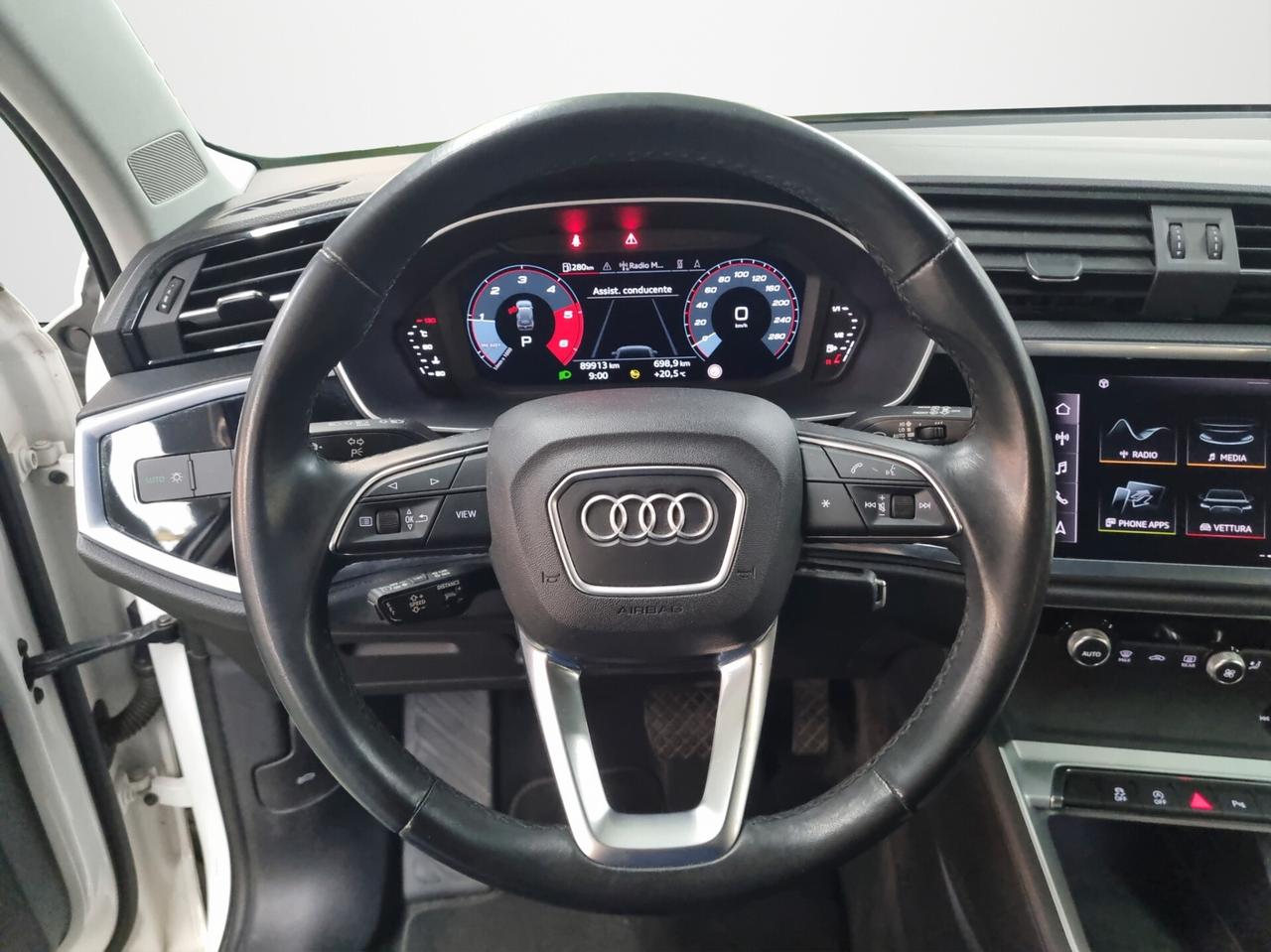 Audi Q3 35 TDI S tronic Business