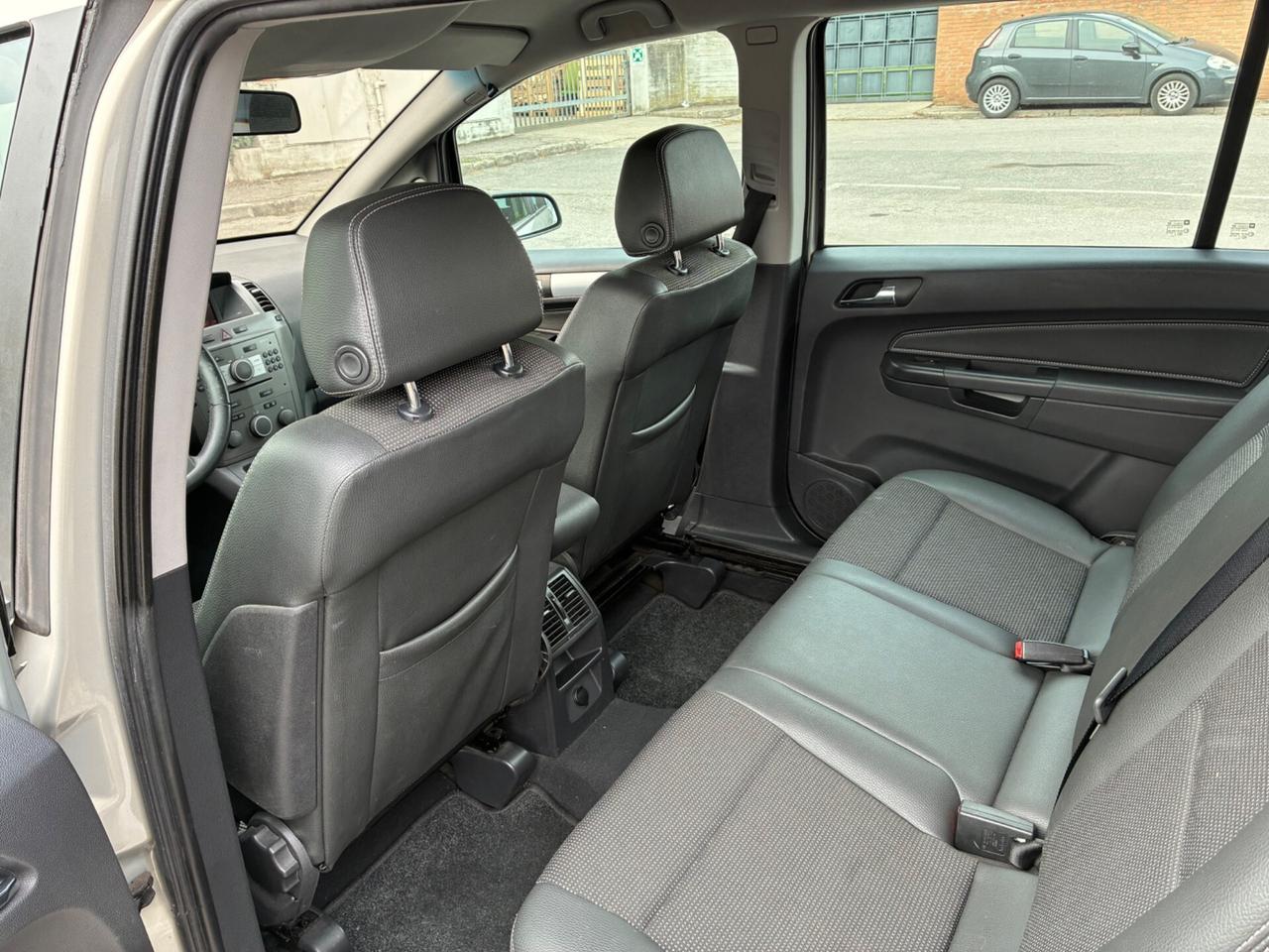 Opel Zafira 1.9 CDTI 120CV Enjoy