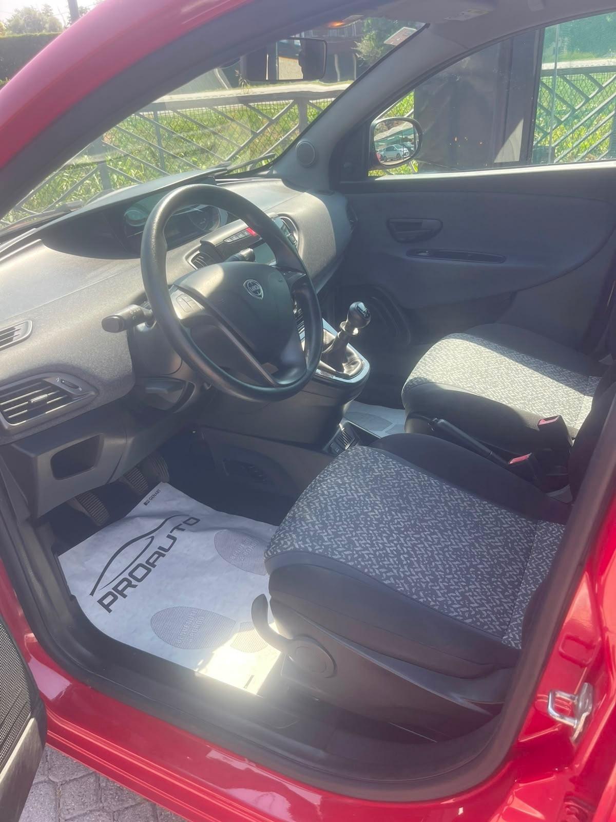 Lancia Ypsilon 1.2 69 CV 5 porte GPL Ecochic Gold