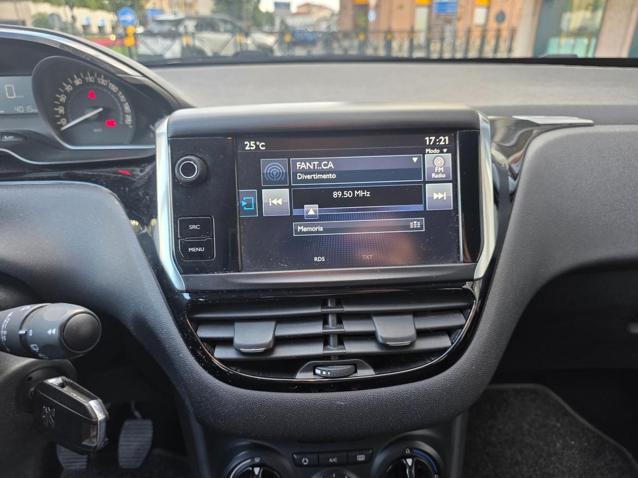 Peugeot 208 1.2 PureTech 82 LPG #6794