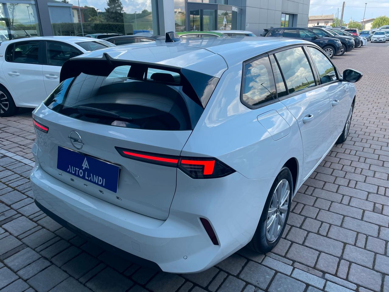 Opel Astra 1.5 Turbo Diesel 130 CV AT8 Sports Tourer Edition