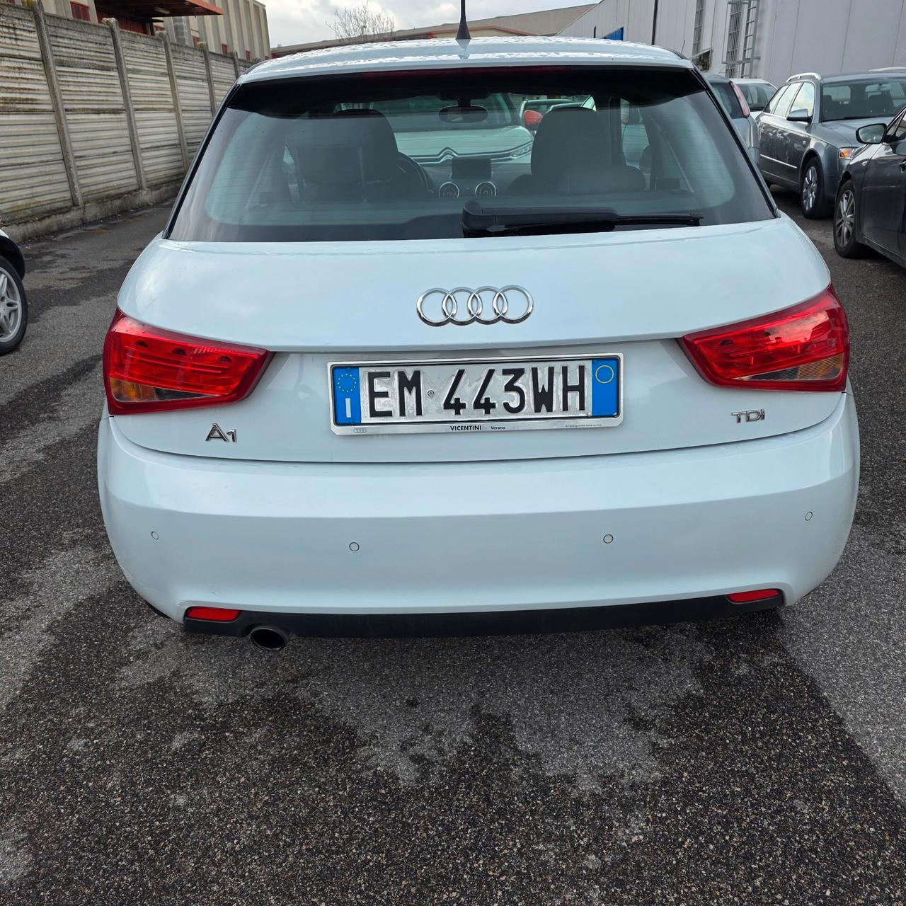 Audi A1 SPB 1.6 TDI S tronic Attraction NEOPATENTATI OK