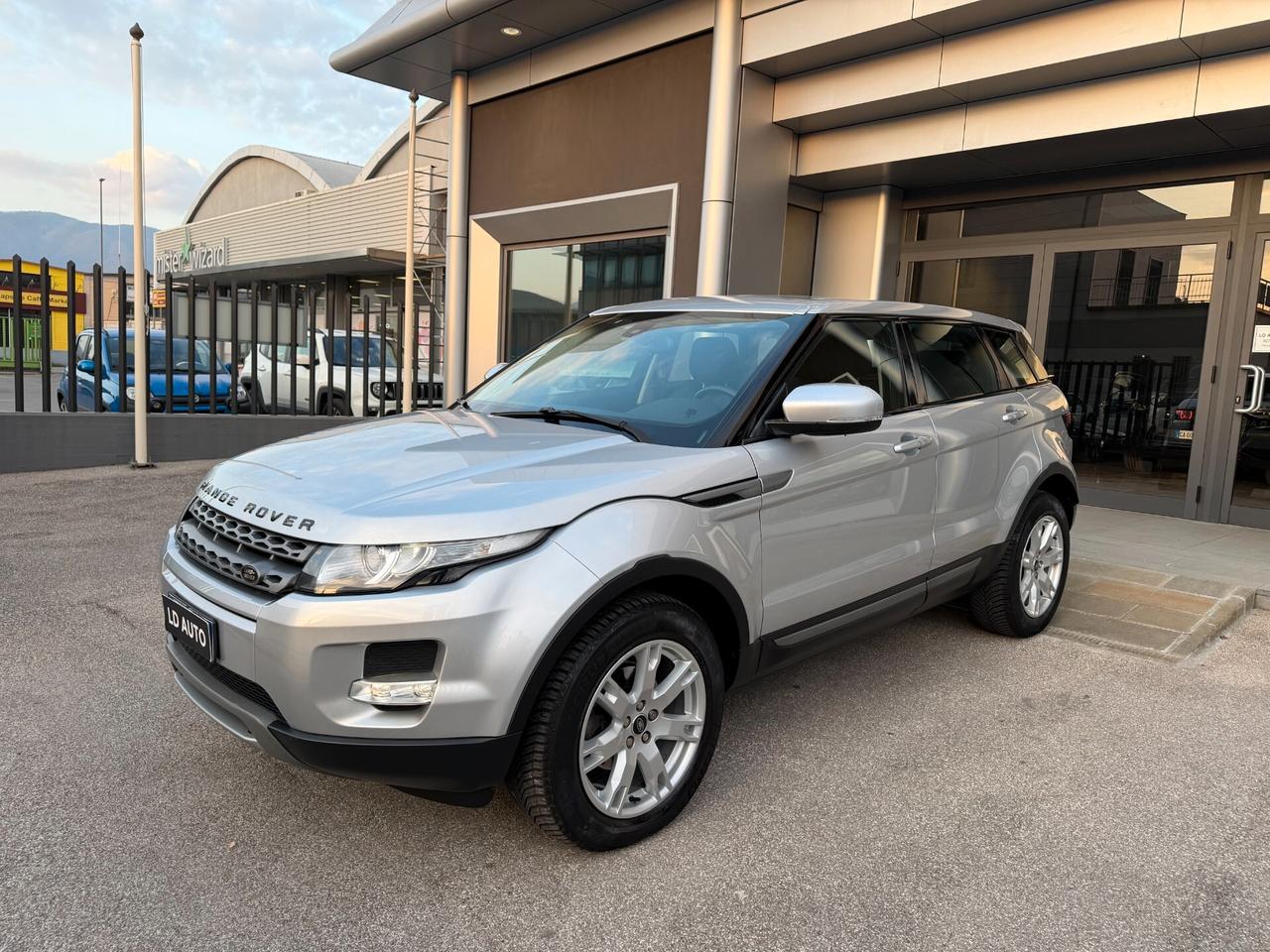 Land Rover Range Evoque 2.2 TD4 5p. Prestige