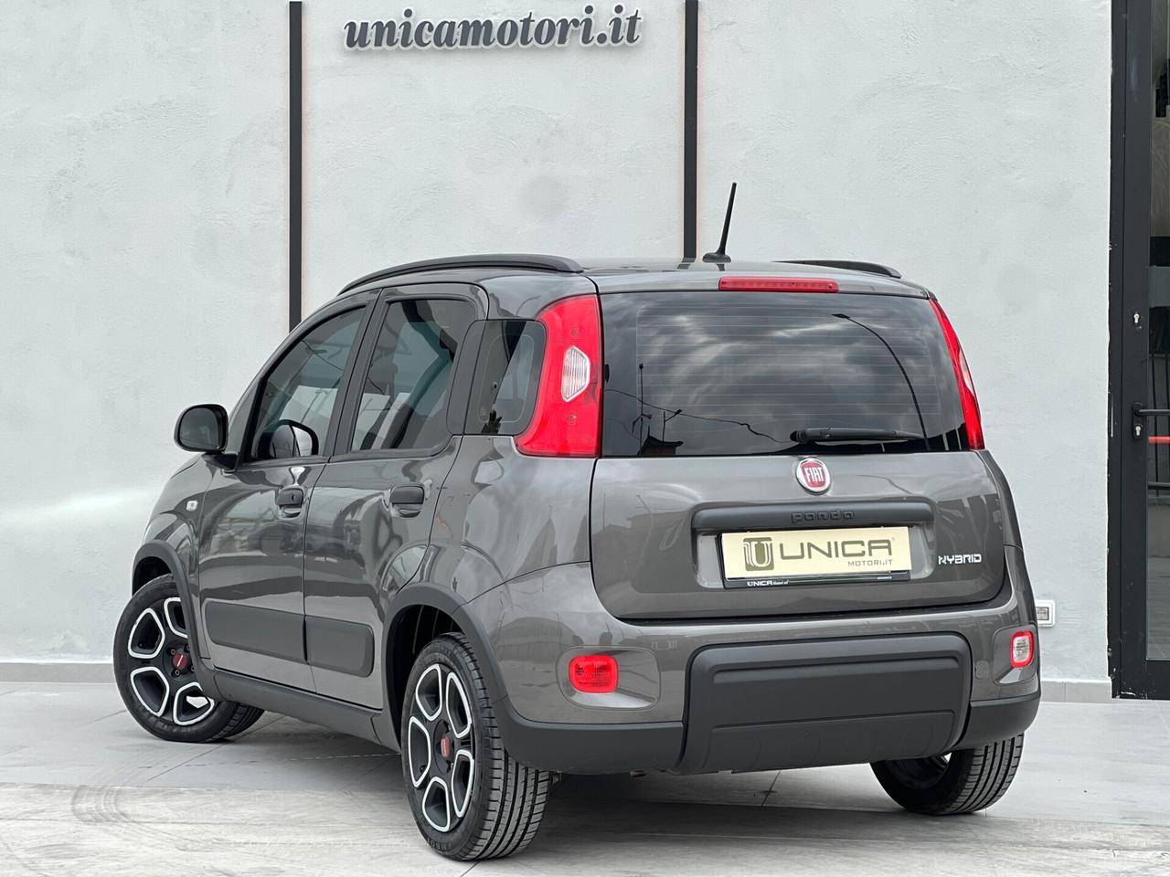 Fiat Panda 1.0 70 cv s&s STREET HYBRID ITALIANA 5p.ti