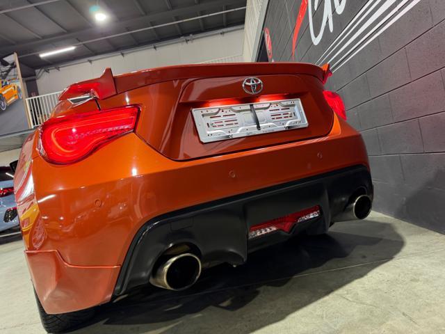 TOYOTA GT86 KIT RESTYLING GME RACING ORANGE SCARICO SERVICE