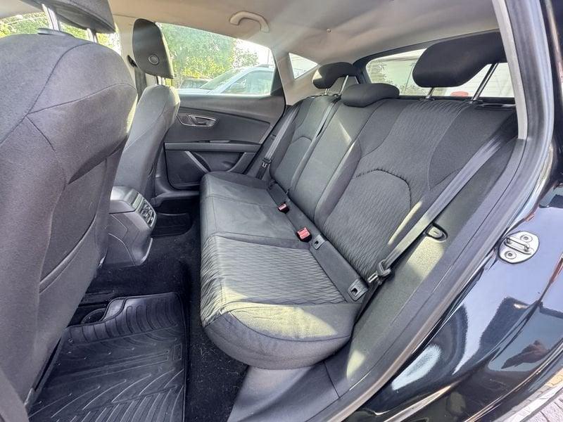 SEAT Leon 1.6 TDI CR 77kW Style