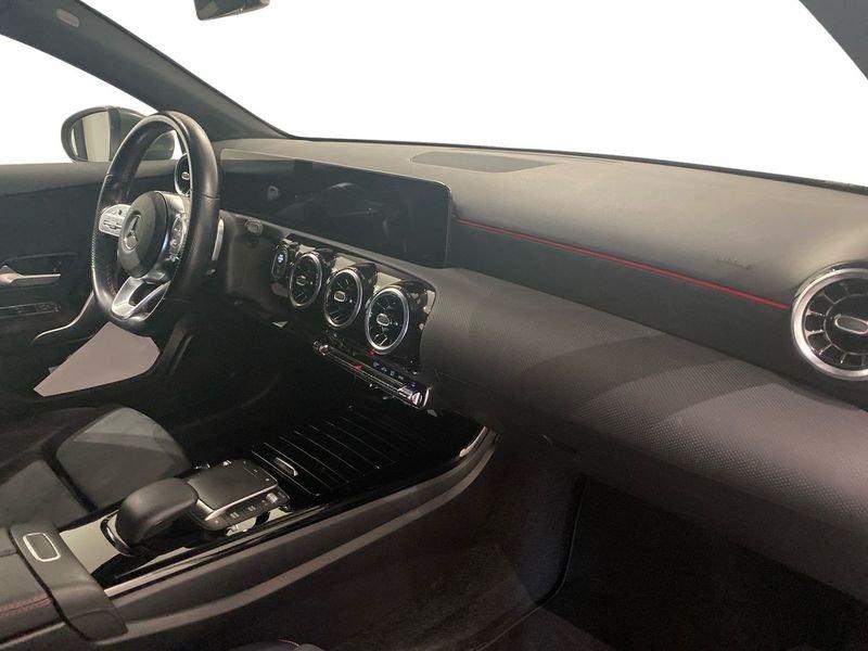 Mercedes-Benz Classe A A 200 d Automatic Premium