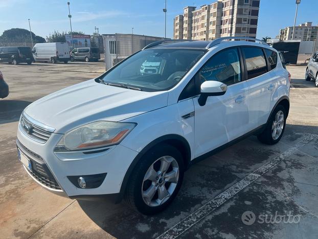 Ford Kuga 2.0 TDCi 136 CV 4WD Titanium DPF