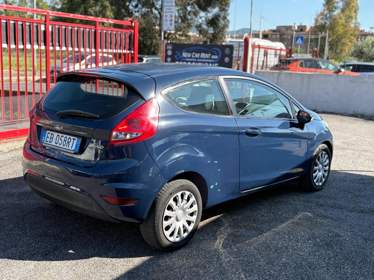 FORD FIESTA 2010 GPL