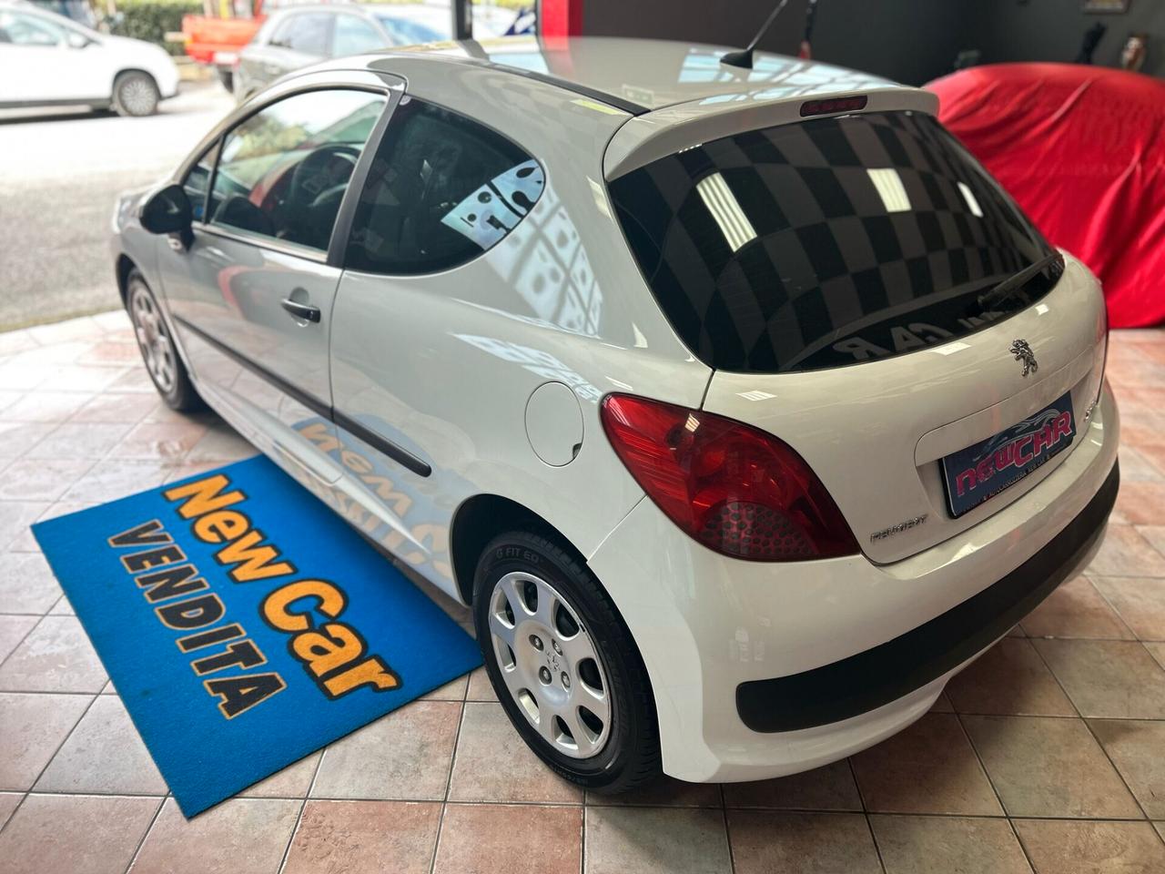 Peugeot 207 hdi 3p - van