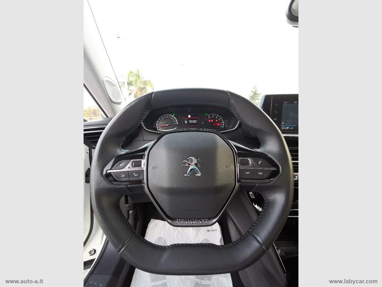 PEUGEOT 2008 BlueHDi 110 S&S Allure