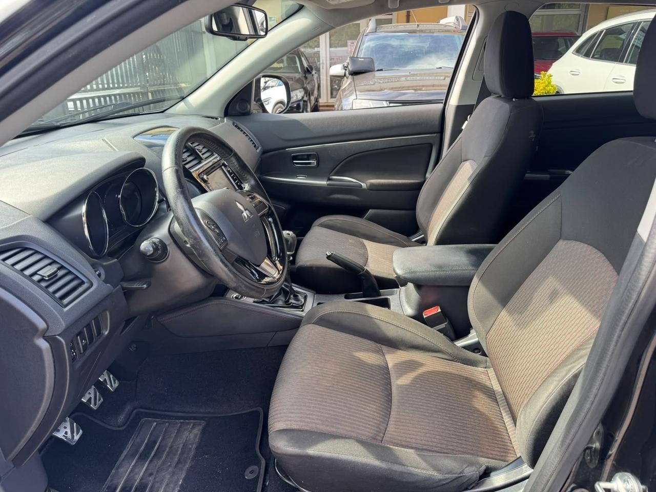 Mitsubishi ASX 1.6 DI-D 114 CV 4WD Instyle Navi