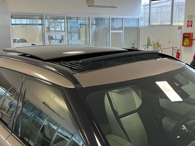 LAND ROVER Range Rover Velar 2.0D I4 240 CV R-Dynamic HSE