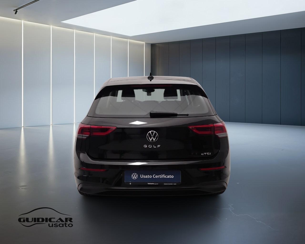 VOLKSWAGEN Golf VIII 2020 - Golf 1.0 etsi evo Life 110cv dsg