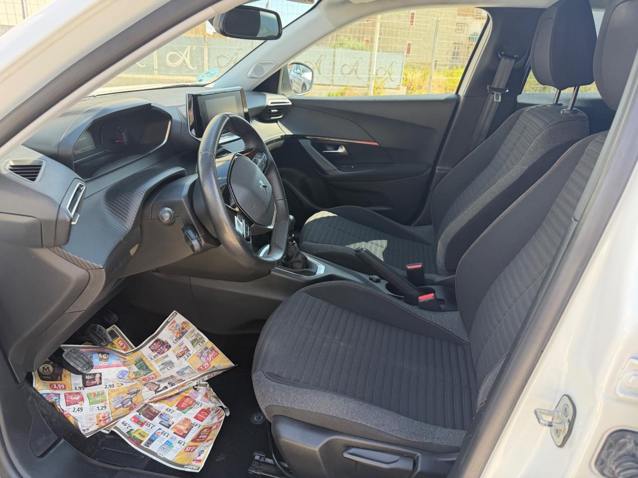 Peugeot 2008 BlueHDi 130 S&S EAT8 Allure