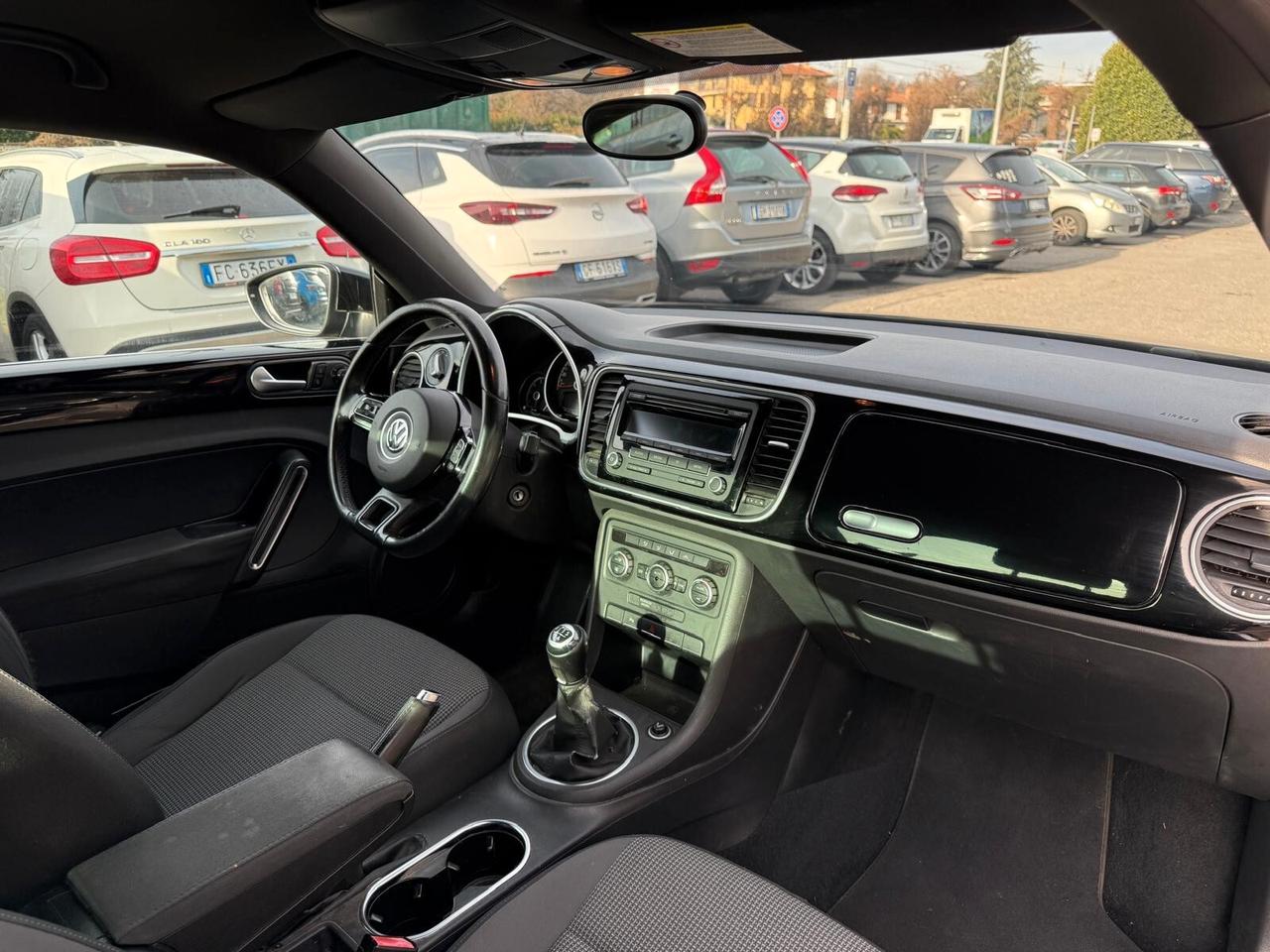 Volkswagen Maggiolino 1.6 TDI Design