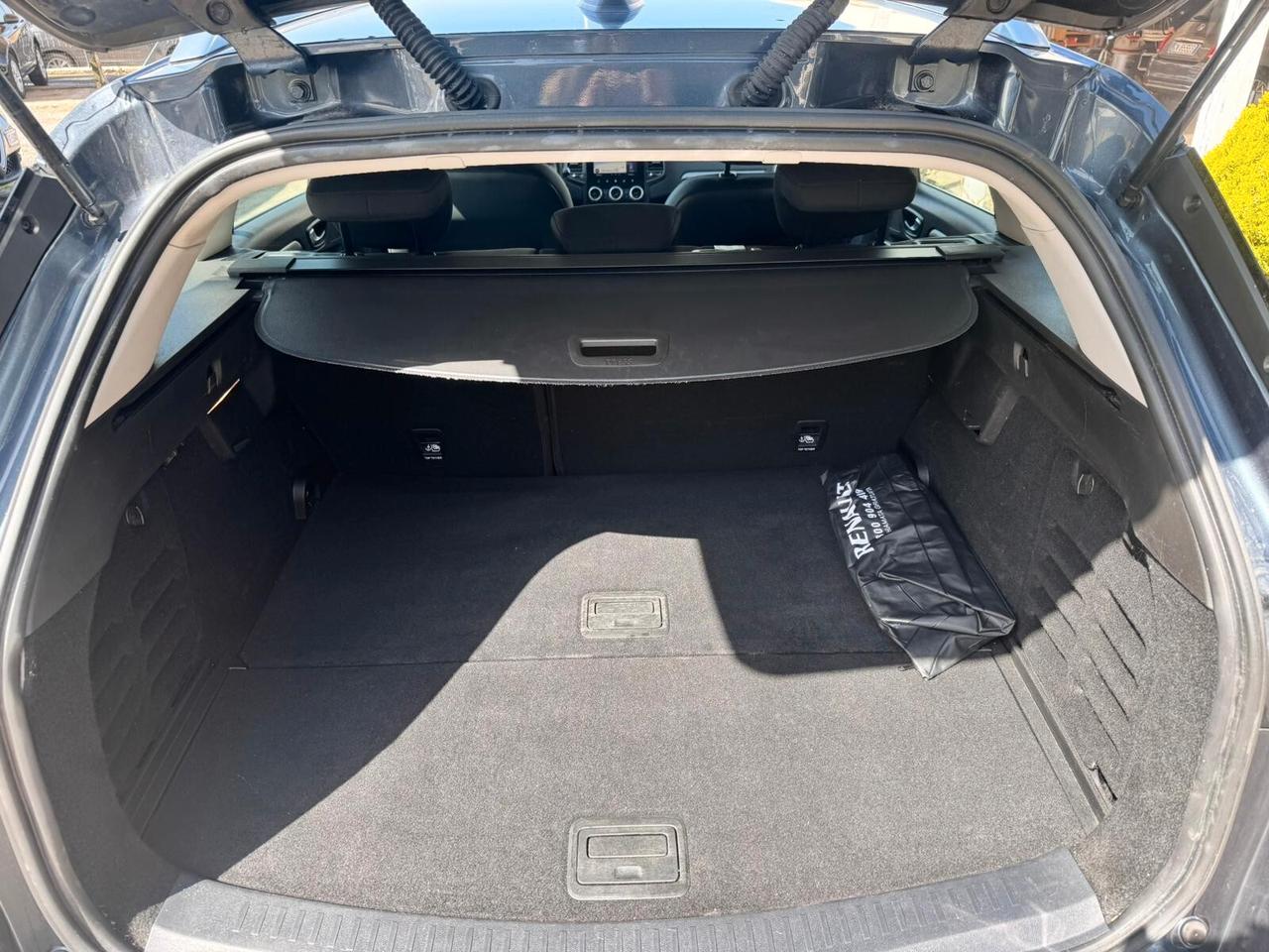 Renault Megane Sporter Blue dCi 115 CV IVA ESPOSTA AUTOCARRO