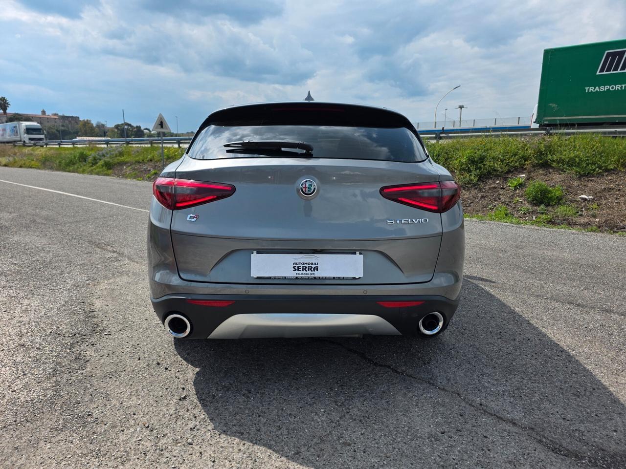 Alfa Romeo Stelvio 2.2 Turbodiesel 210 CV AT8 Q4 Executive