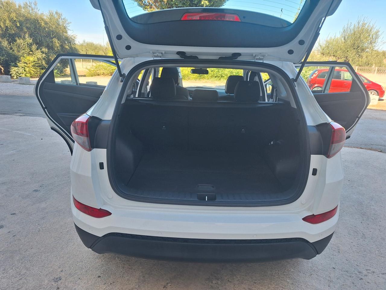 Hyundai Tucson 1.7 CRDI TETTO NAVI CAMERA 2018
