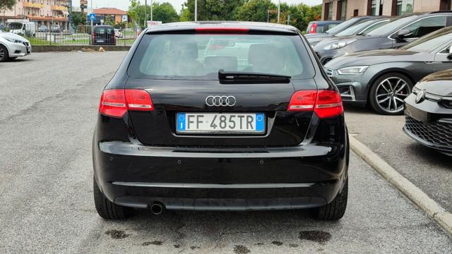 AUDI A3 1.6 TDI 105cv