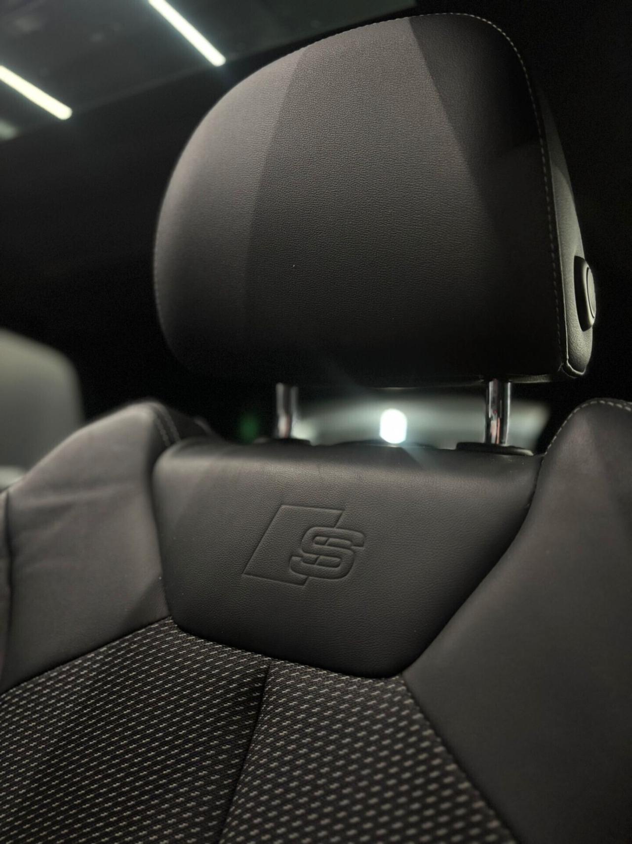 Audi Q3 SPB 35 TDI S tronic line edition 2.0 150CV tetto apribile