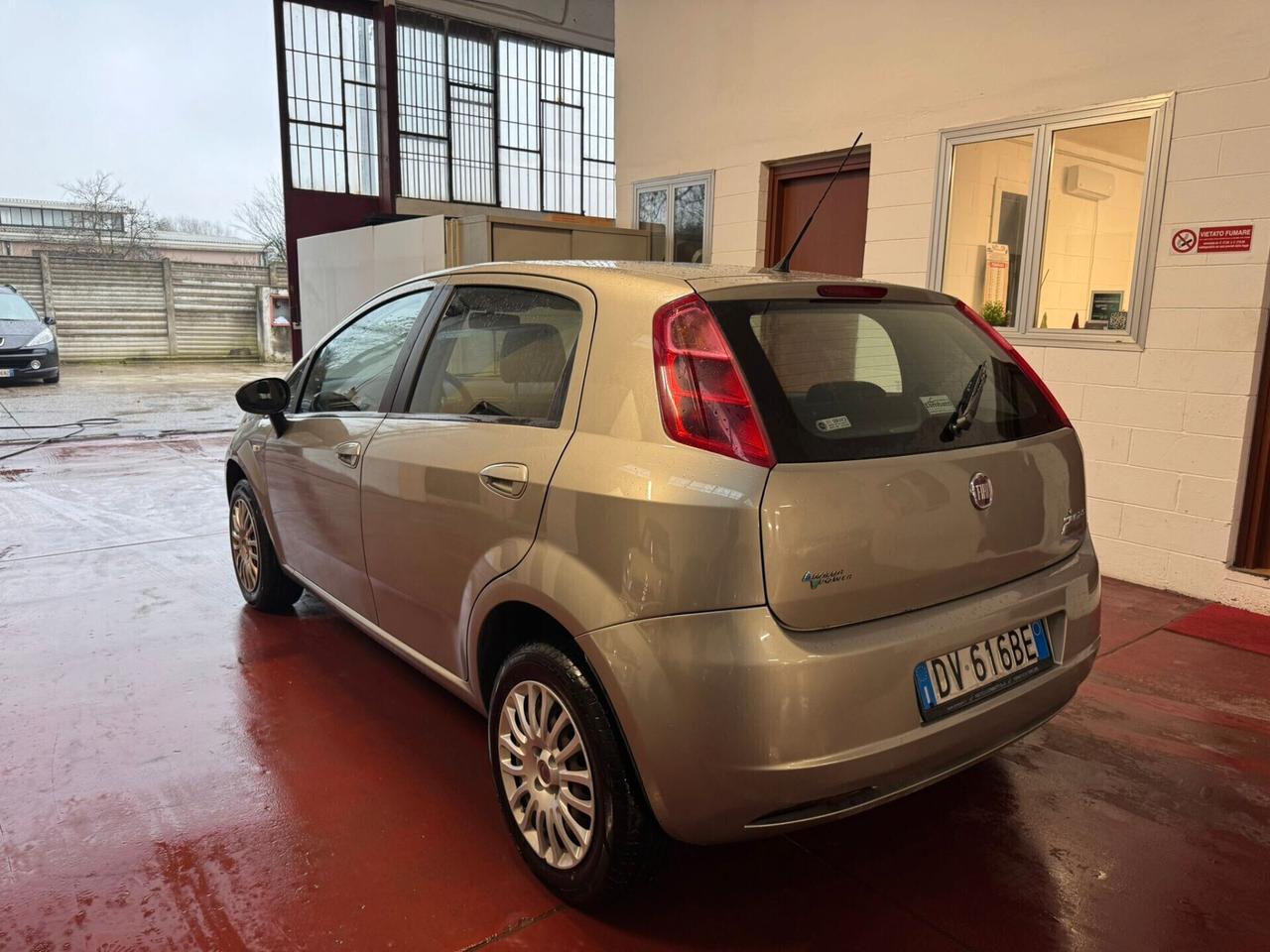 Fiat Grande Punto 1.4 5 porte Dynamic Natural Power neopat