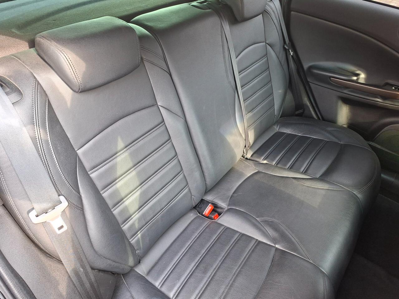 Alfa Romeo Giulietta 1.6 JTDm Distinctive *EURO 6B*