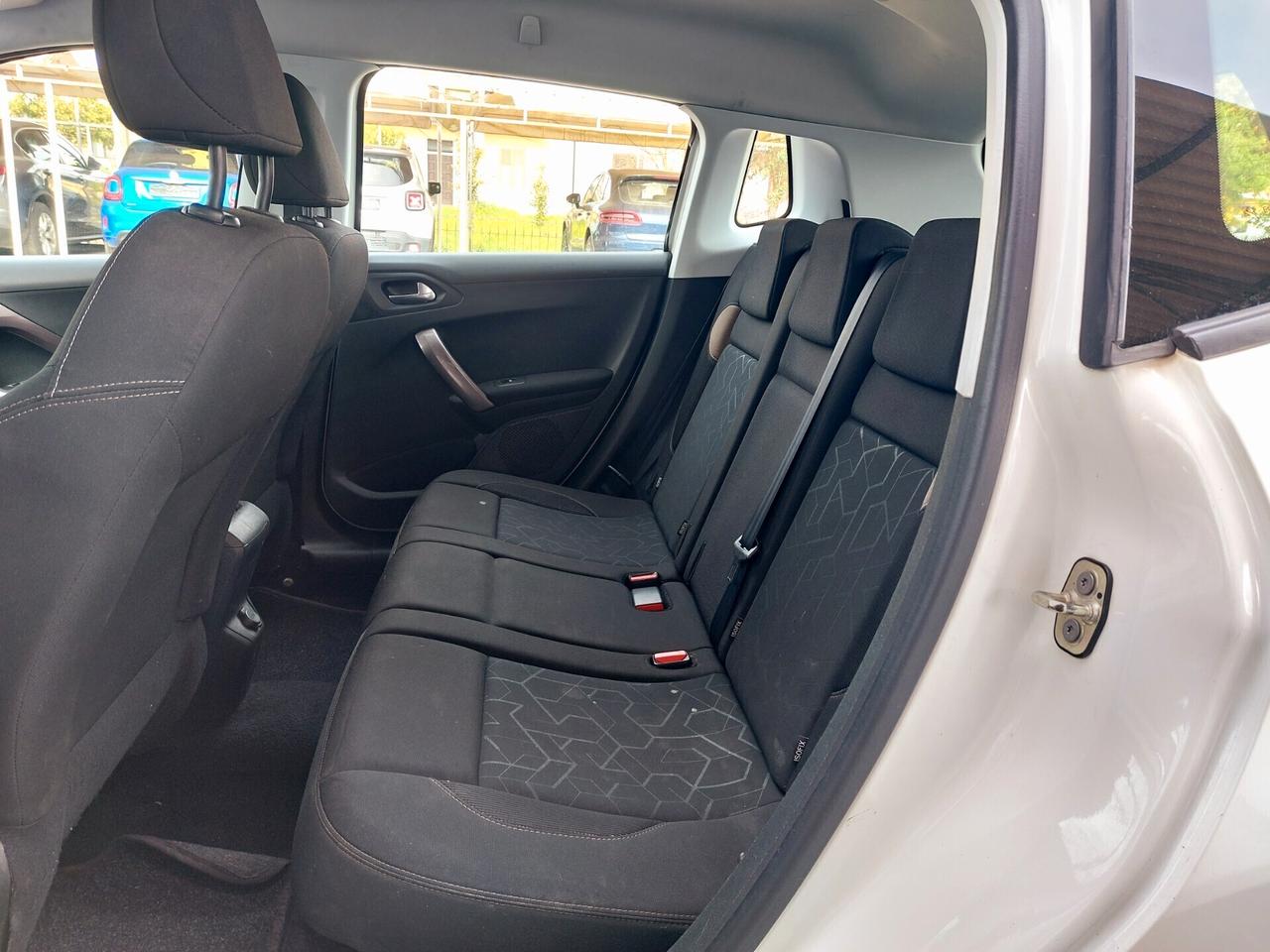 Peugeot 2008 1.4 HDi 68CV Active - 2014